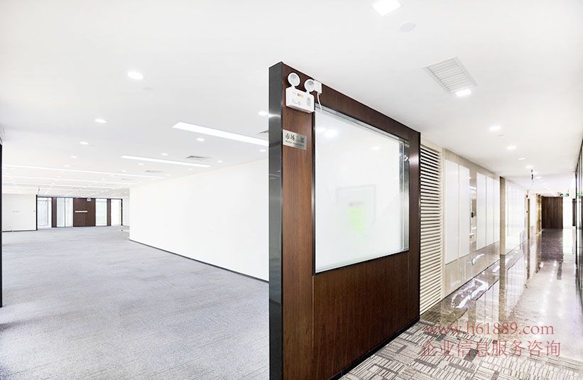 皇庭中心【皇庭中心大廈】地鐵接駁 會展中心地鐵站 地鐵1號線【羅寶線】地鐵4號線【龍華線】A1出口 裝修圖