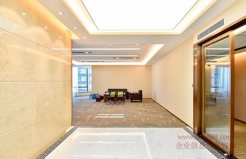 華強北 世紀(jì)匯廣場【交通銀行大廈】豪華裝修圖片 地鐵1號線【羅寶線】華強站【地鐵直通負(fù)一樓】出租