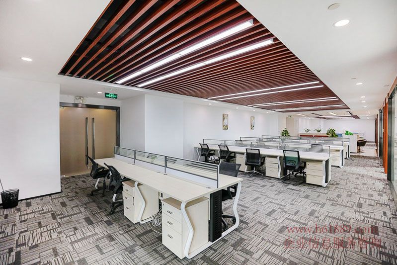 ??財富大廈 豪華裝修 全辦公家私 會展中心地鐵站 地鐵1號線【羅寶線】地鐵4號線【龍華線】出租 裝修圖片