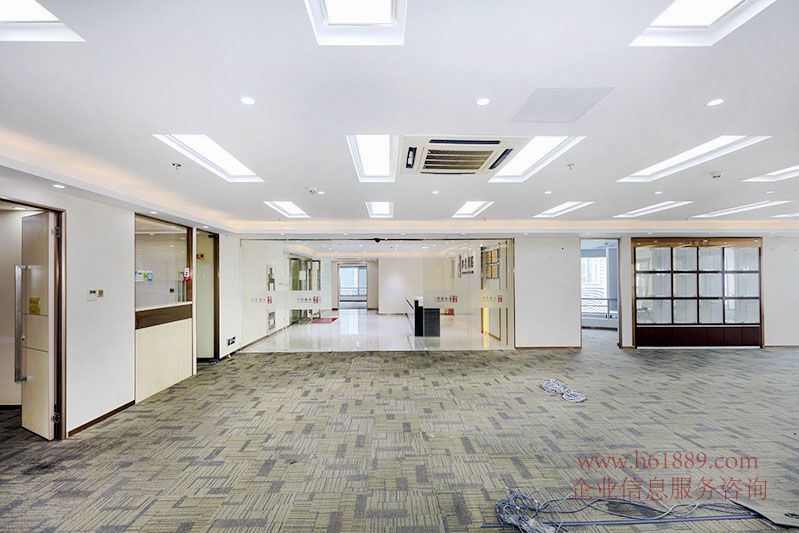 財富大廈【時代財富大廈】會展中心地鐵站 地鐵1號線【羅寶線】地鐵4號線【龍華線】精裝修圖片 出租