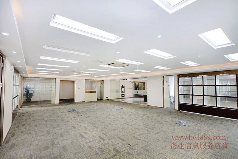 財富大廈【時代財富大廈】會展中心地鐵站 地鐵1號線【羅寶線】地鐵4號線【龍華線】精裝修圖片 出租