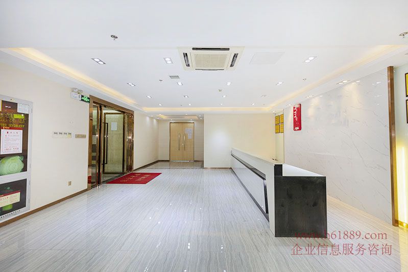 財富大廈【時代財富大廈】會展中心地鐵站 地鐵1號線【羅寶線】地鐵4號線【龍華線】精裝修圖片 出租
