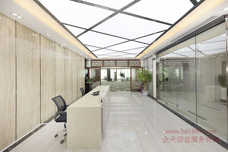 石廈地鐵站 福田區(qū)委附近 新天CBD 新天世紀(jì)商務(wù)中心 出租:1253平米 電梯口 裝修圖片