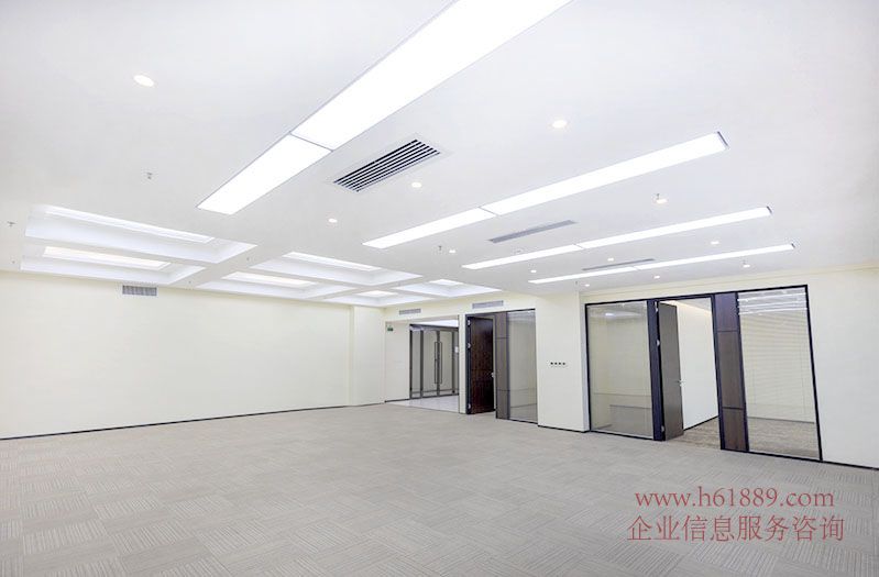 廣電文創(chuàng)中心 出租均價(jià):99元/平米/月 地鐵10號(hào)線【坂田線】冬瓜嶺地鐵站D口步行200米 裝修圖片