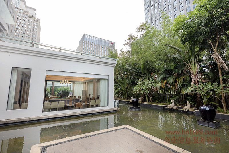 中心商務(wù)大廈 會(huì)所豪華裝修 會(huì)所接待 帶花園圖片 購(gòu)物公園站地鐵站 廣深港高鐵 的換乘站 福田站 出租
