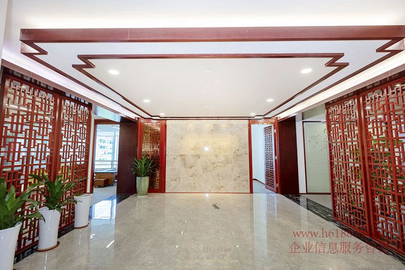 財(cái)富大廈【時(shí)代財(cái)富大廈】會(huì)展中心地鐵站 1號(hào)線【羅寶線】4號(hào)線【龍華線】豪華裝修圖片 全辦公家私 出租