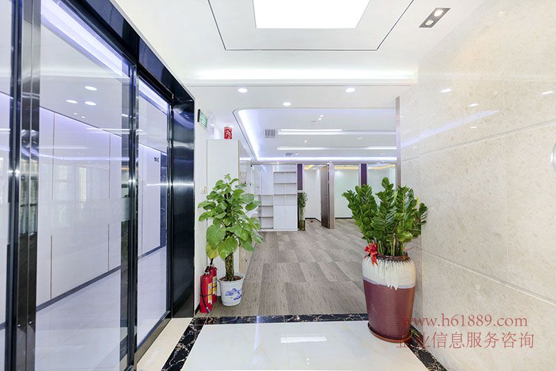 鳳凰大廈 豪華裝修圖片 全辦公家私 市民中心地鐵站 A出口 崗廈北地鐵站【深圳之眼】2A出入口 2B出入口 出租