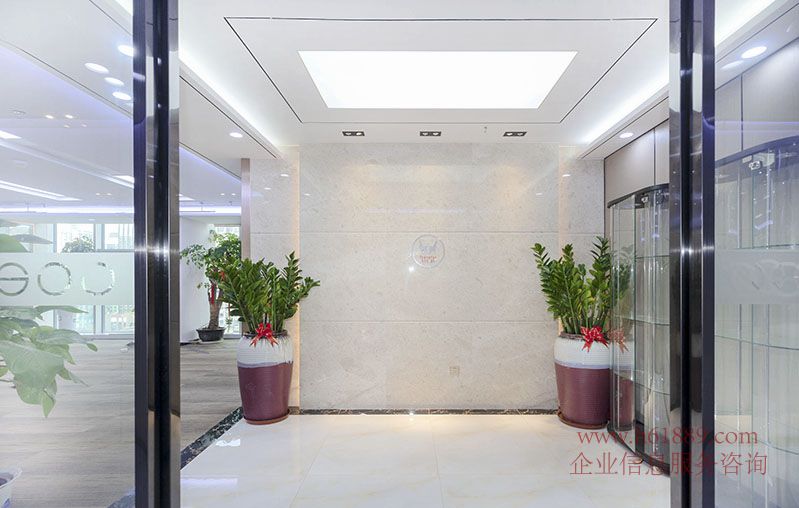 鳳凰大廈 豪華裝修圖片 全辦公家私 市民中心地鐵站 A出口 崗廈北地鐵站【深圳之眼】2A出入口 2B出入口 出租