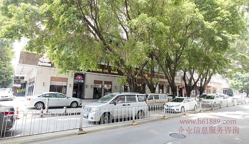 泰然工貿(mào)園區(qū)(泰然工業(yè)區(qū))出租均價(jià):40元/平米/月 車公廟地鐵站 地鐵下沙站C出口 周邊環(huán)境圖片