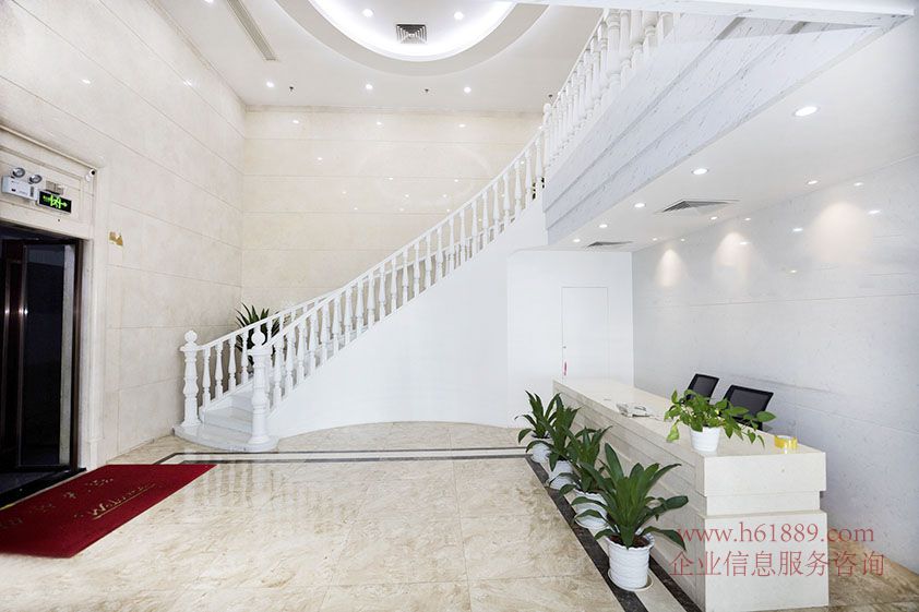 現(xiàn)代國(guó)際大廈【現(xiàn)代國(guó)際商務(wù)大廈】會(huì)展中心地鐵站1/4號(hào)線 24小時(shí)空調(diào)計(jì)流量 豪華裝修 出租