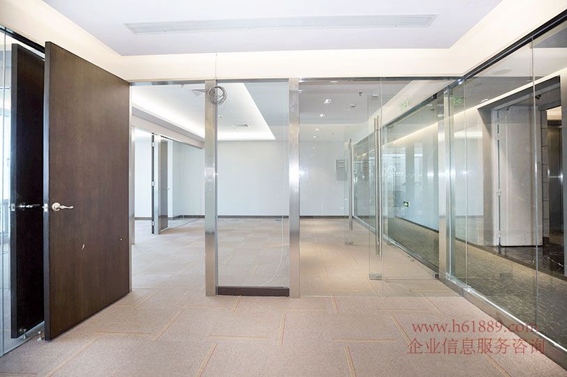 新世界中心【新世界商務(wù)中心】深圳證券交易所 廣深港高鐵【福田-香港西九龍】福田站 新裝修 出租 裝修圖片