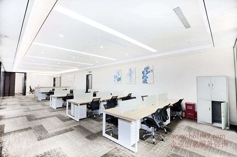 皇庭中心(皇庭中心大廈)還價即租 會展中心地鐵站A1出口 全辦公家私 拎包辦公 皇庭中心 裝修圖片