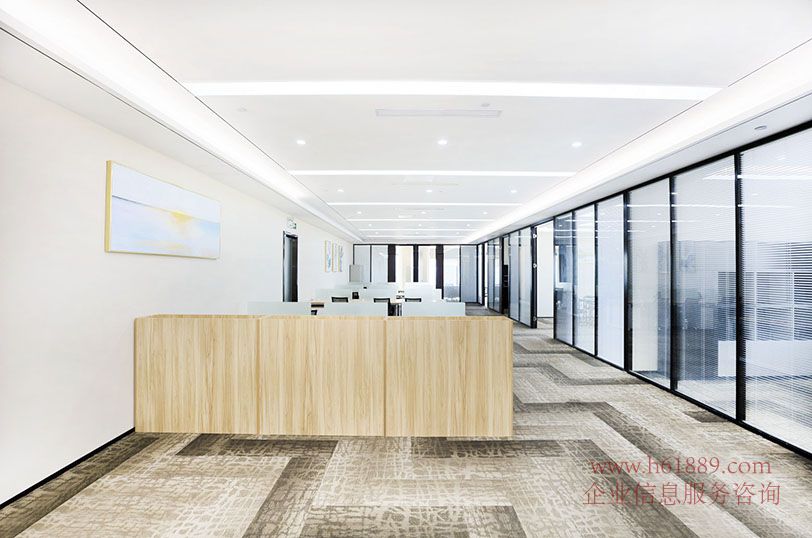 皇庭中心(皇庭中心大廈)還價即租 會展中心地鐵站A1出口 全辦公家私 拎包辦公 皇庭中心 裝修圖片