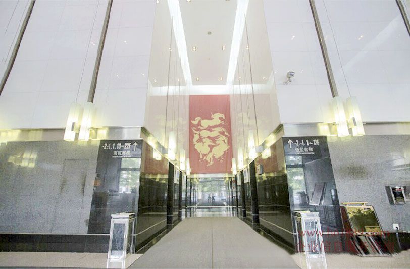 卓越大廈 廣深港高鐵【福田-香港西九龍】的換乘站 福田站 電梯廳圖片