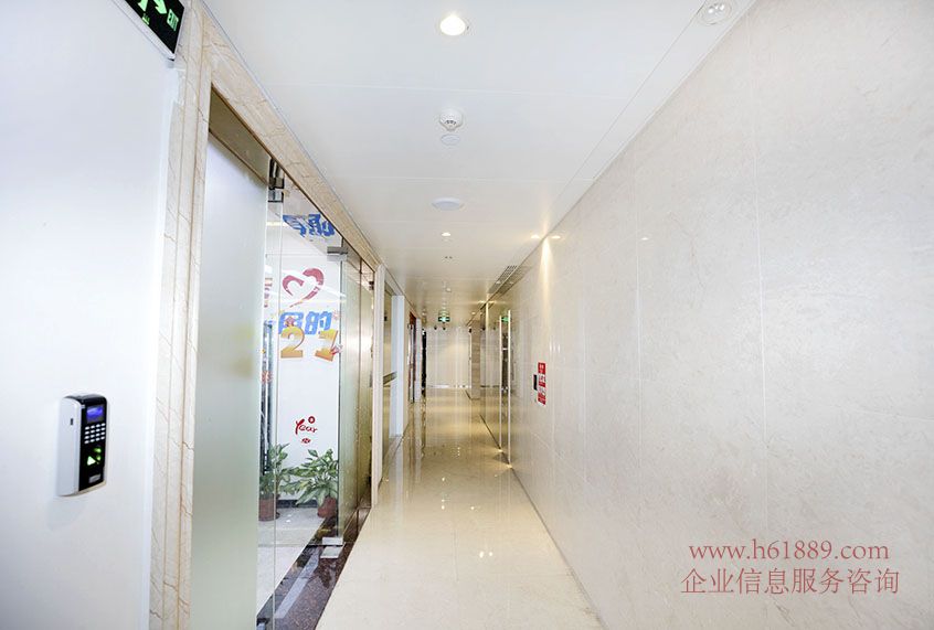 卓越城二期 南區(qū) 上梅林地鐵站 地鐵4號(hào)線【龍華線】地鐵9號(hào)線【梅林線】A出口:B出口 出租 公共區(qū)域圖片