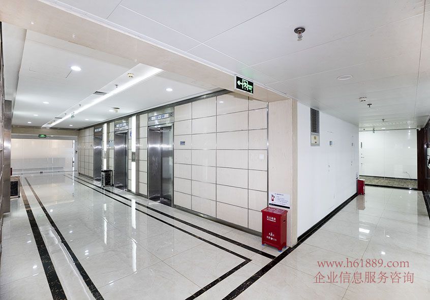 中心商務(wù)大廈 電梯廳公共區(qū)域圖片 購物公園站地鐵站 廣深港高鐵【福田-香港西九龍】的換乘站 福田站