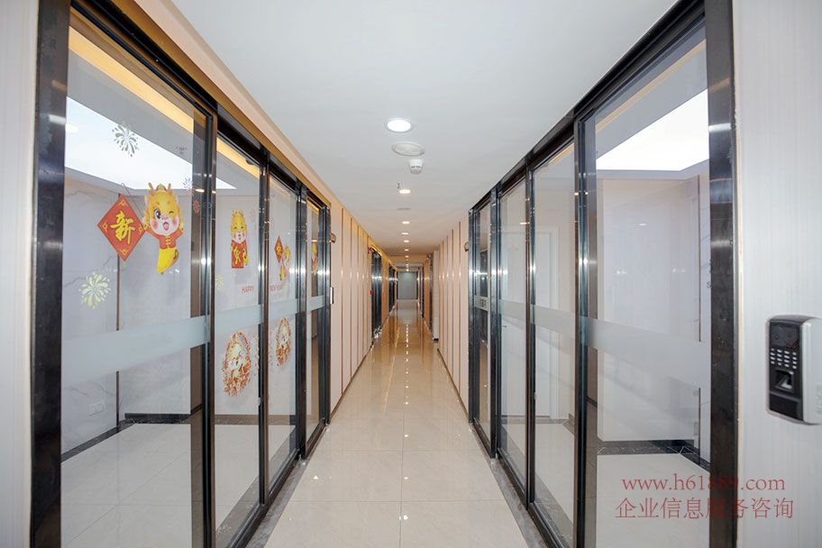 ????文蔚大廈 公共區(qū)域圖片 24小時空調(diào) 地鐵1號線【羅寶線】地鐵10號線【坂田線】崗廈地鐵站A出口